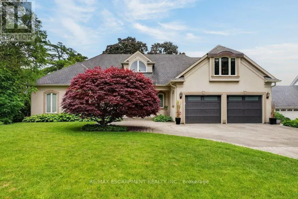 3312 Lakeland Crescent, Burlington (Roseland)